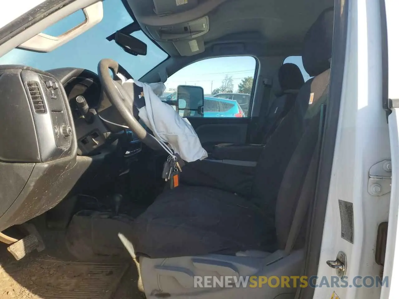 7 fotografías del automóvil dañado 1GC4KVCY8KF233635 CHEVROLET ALL Models 2019