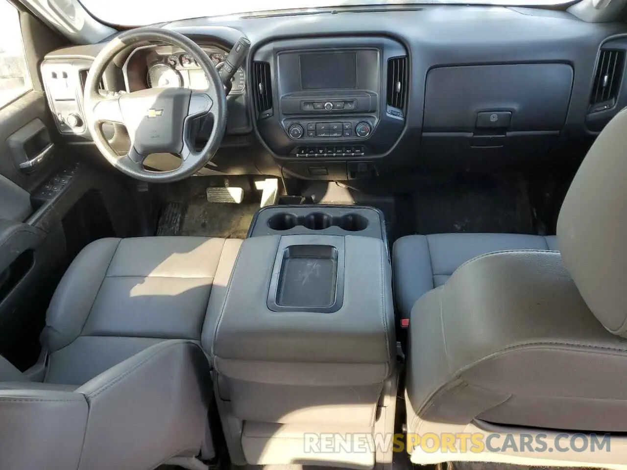 8 fotografías del automóvil dañado 1GC4KVEY2KF279457 CHEVROLET ALL Models 2019