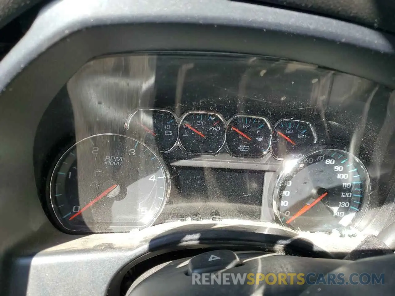 9 fotografías del automóvil dañado 1GC4KXCY4KF199057 CHEVROLET ALL Models 2019