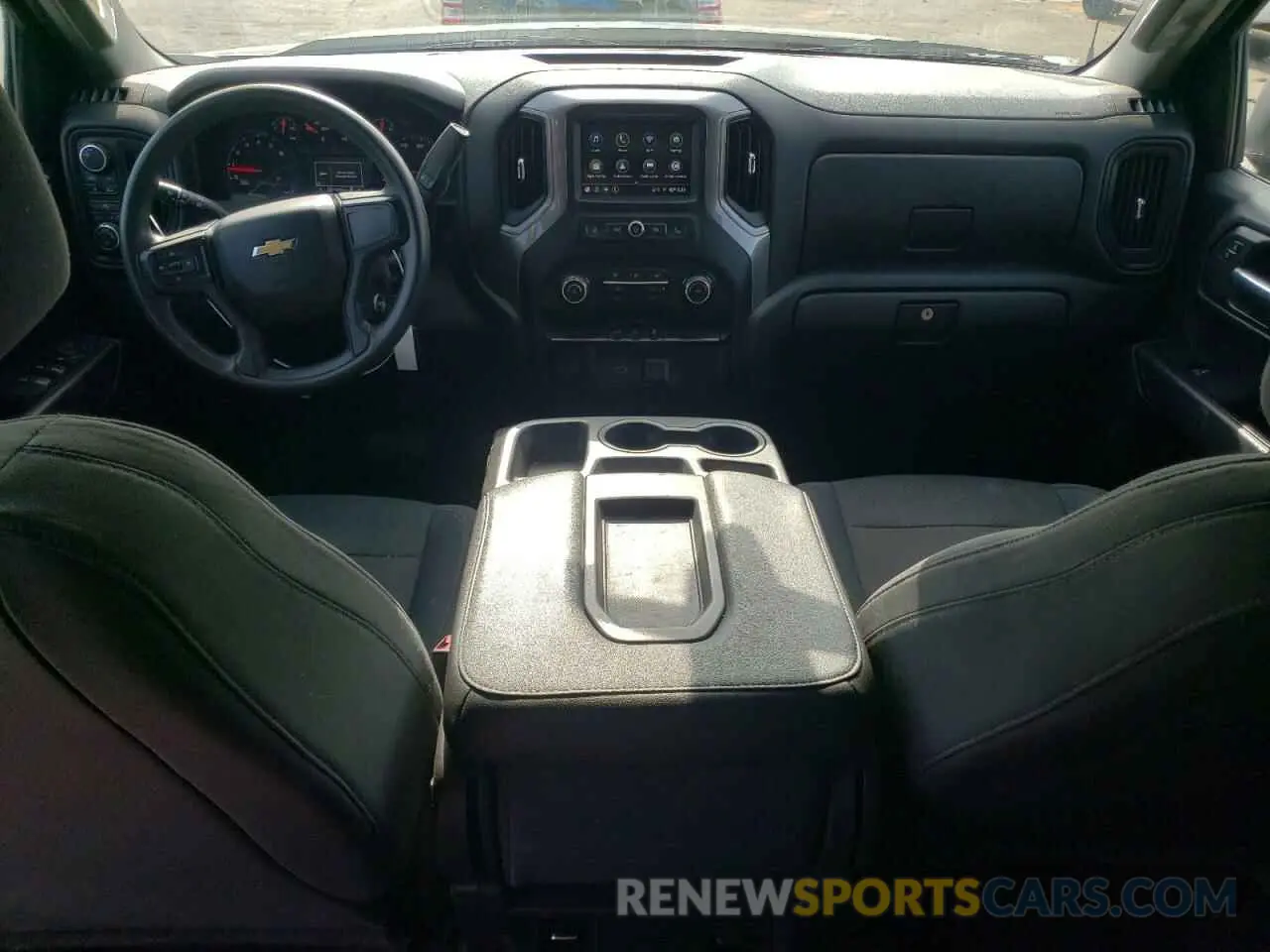8 fotografías del automóvil dañado 1GCPYBEH9KZ416936 CHEVROLET ALL Models 2019