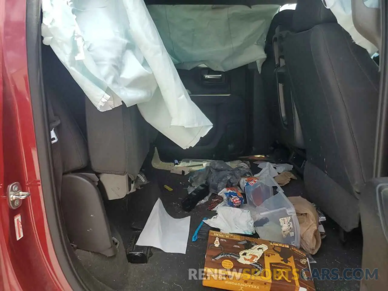 10 fotografías del automóvil dañado 1GCPYCEF7KZ351590 CHEVROLET ALL Models 2019