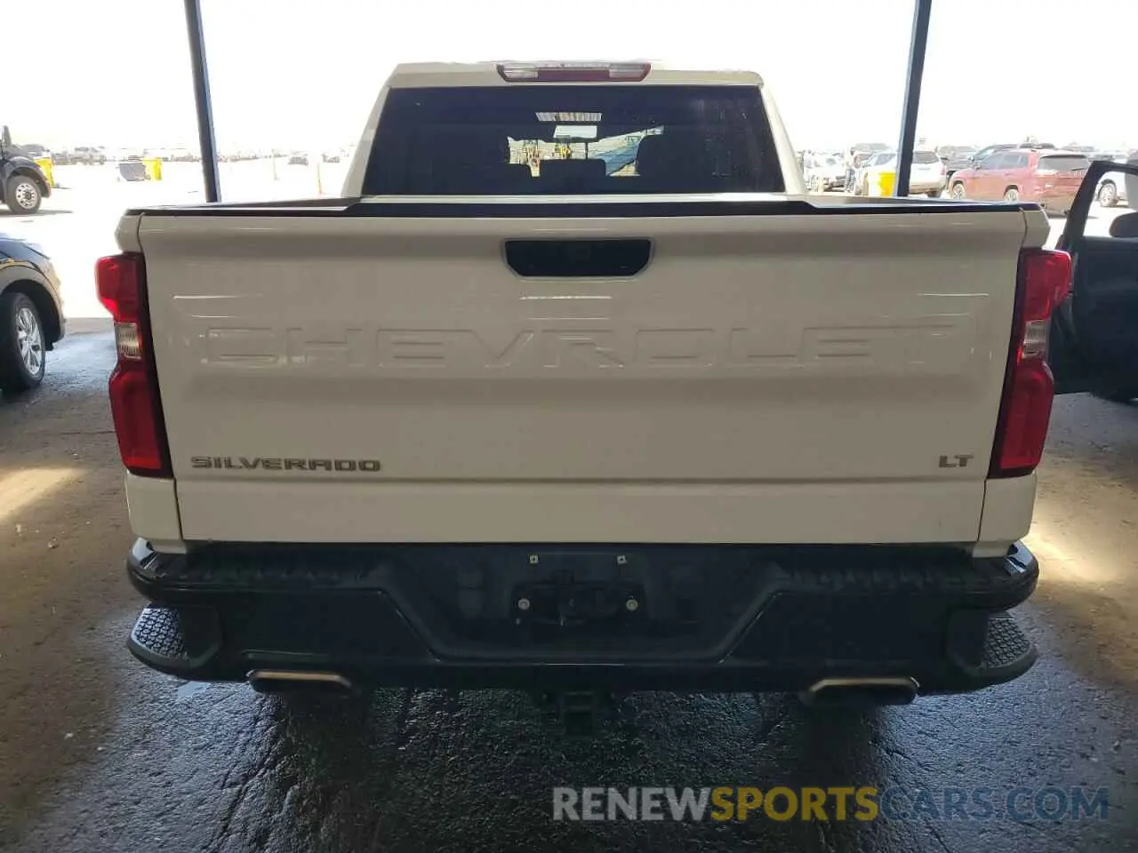 6 fotografías del automóvil dañado 1GCPYFED4KZ371621 CHEVROLET ALL Models 2019