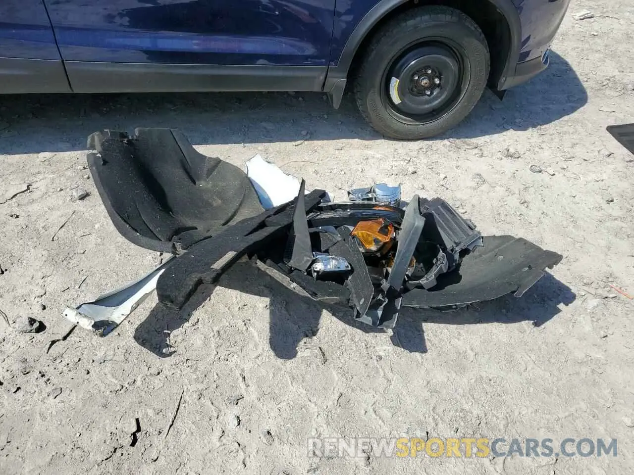 12 fotografías del automóvil dañado 1GCRYAEH6KZ276556 CHEVROLET ALL Models 2019
