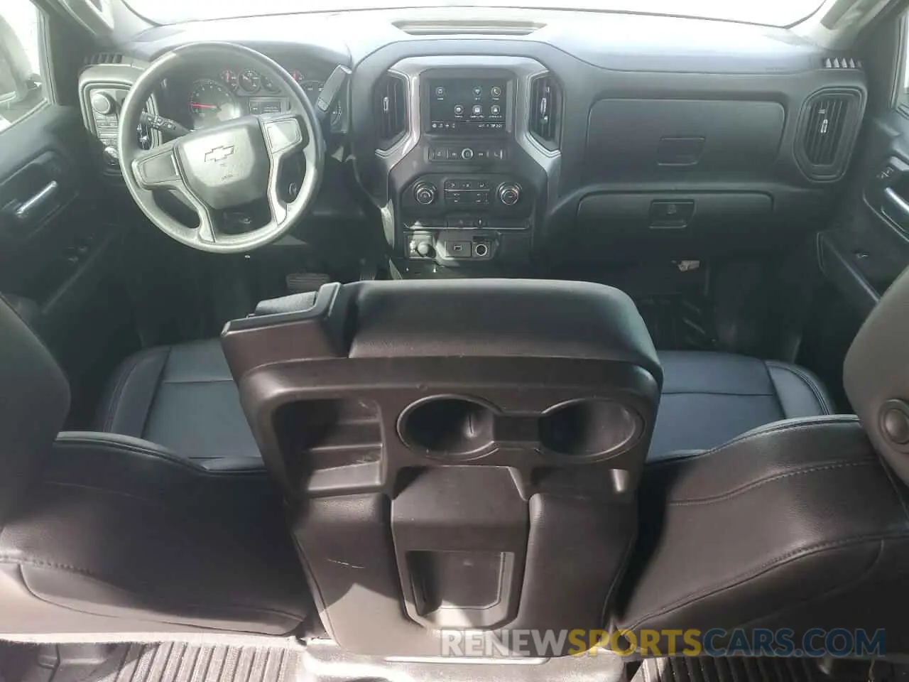 8 fotografías del automóvil dañado 1GCUYAEF2KZ370376 CHEVROLET ALL Models 2019