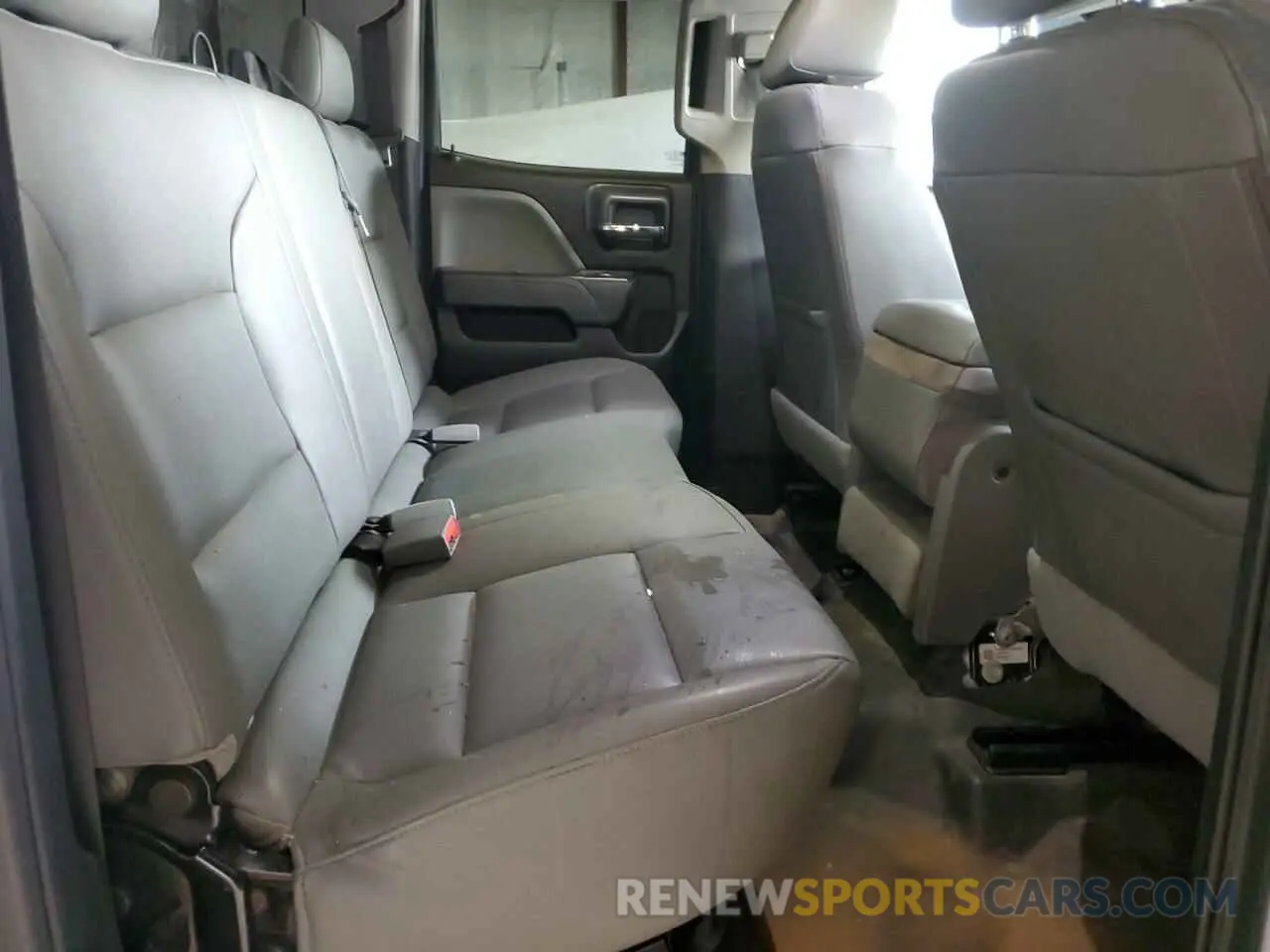 10 fotografías del automóvil dañado 2GC2KREG0K1216869 CHEVROLET ALL Models 2019