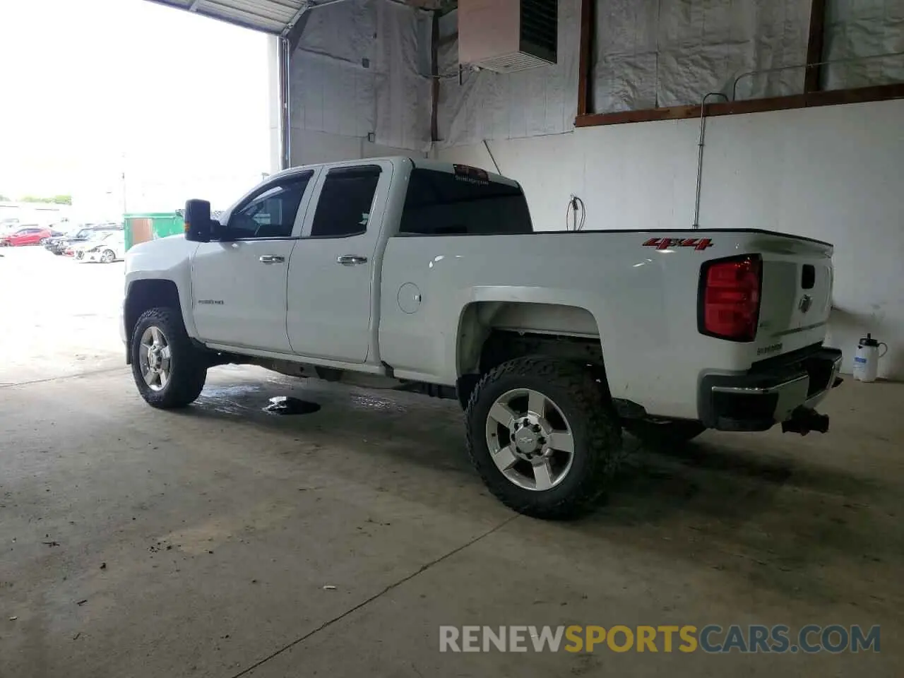 2 fotografías del automóvil dañado 2GC2KREG0K1216869 CHEVROLET ALL Models 2019