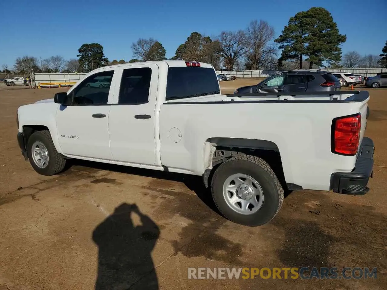 2 fotografías del automóvil dañado 2GCRCNEC9K1209565 CHEVROLET ALL Models 2019