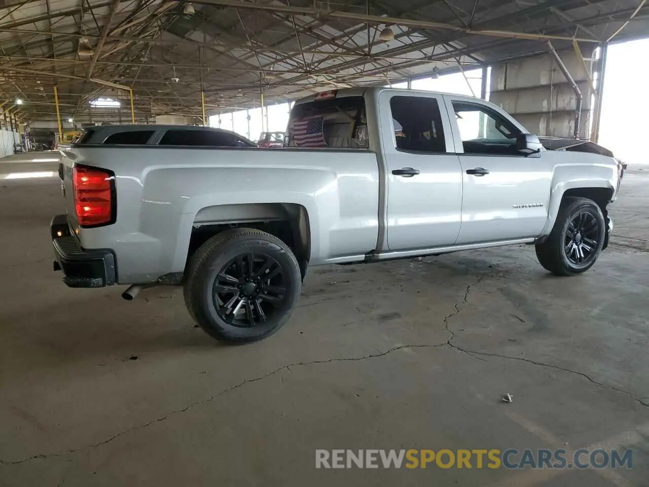 3 fotografías del automóvil dañado 2GCRCNECXK1125724 CHEVROLET ALL Models 2019