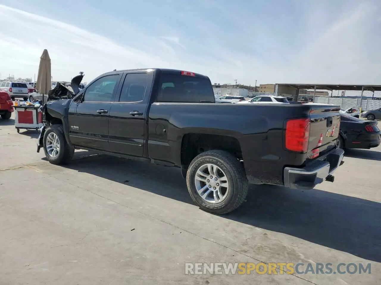 2 fotografías del automóvil dañado 2GCRCPEC1K1126515 CHEVROLET ALL Models 2019