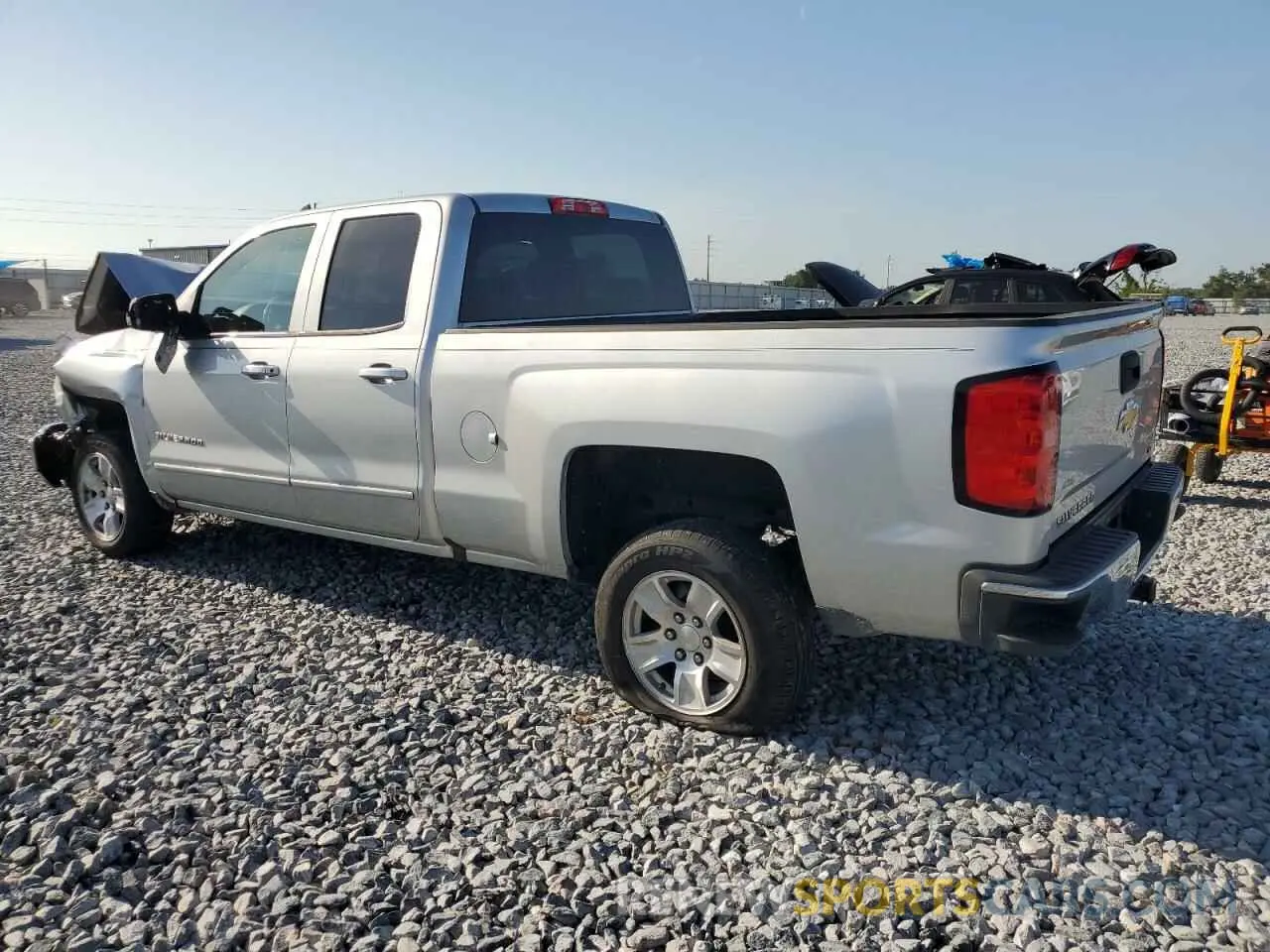 2 fotografías del automóvil dañado 2GCRCPEC5K1137484 CHEVROLET ALL Models 2019