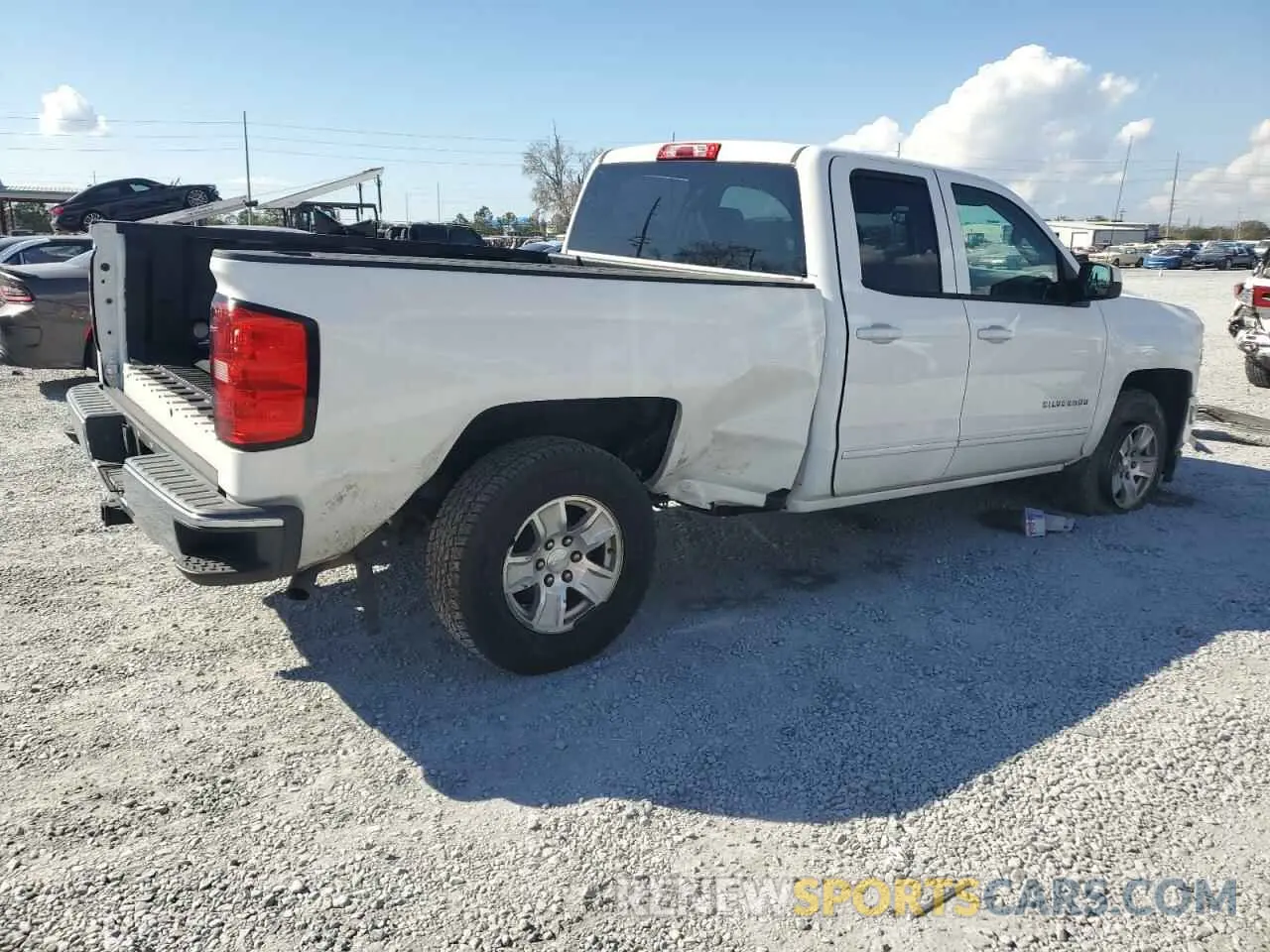 3 fotografías del automóvil dañado 2GCRCPEC8K1126172 CHEVROLET ALL Models 2019