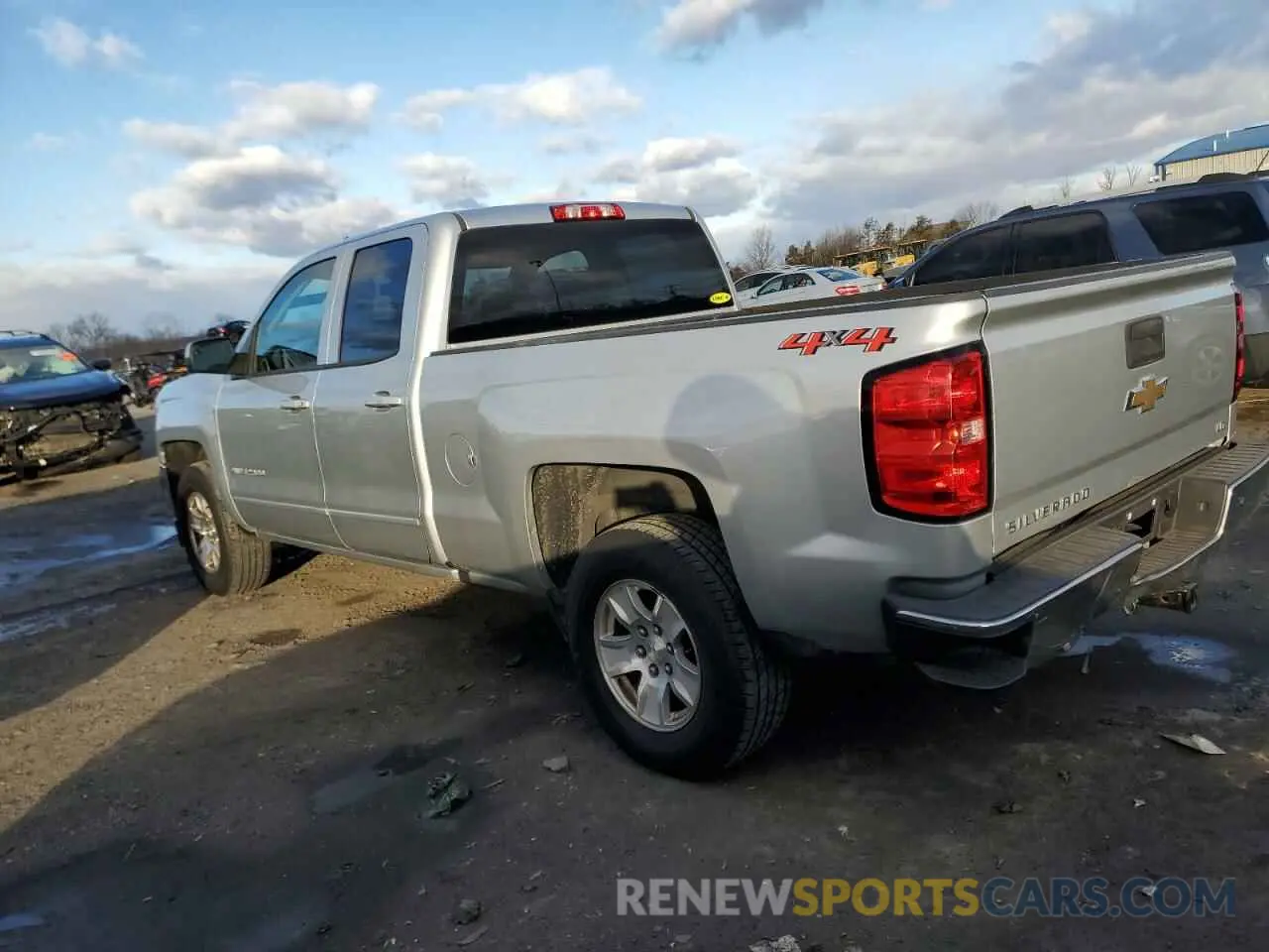 2 fotografías del automóvil dañado 2GCVKPEC0K1110761 CHEVROLET ALL Models 2019