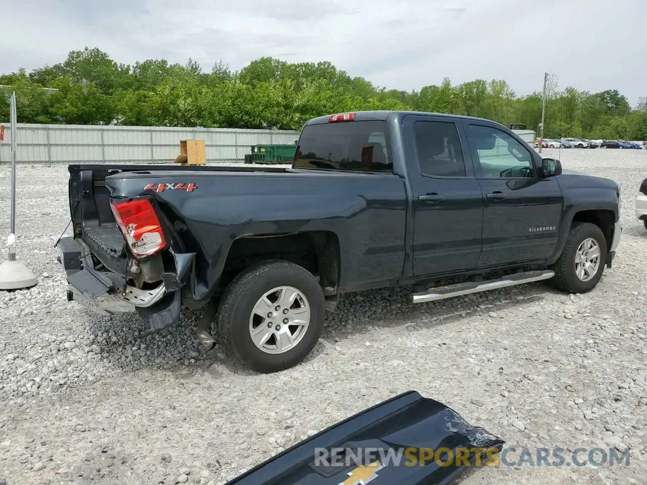 3 fotografías del automóvil dañado 2GCVKPEC0K1110839 CHEVROLET ALL Models 2019