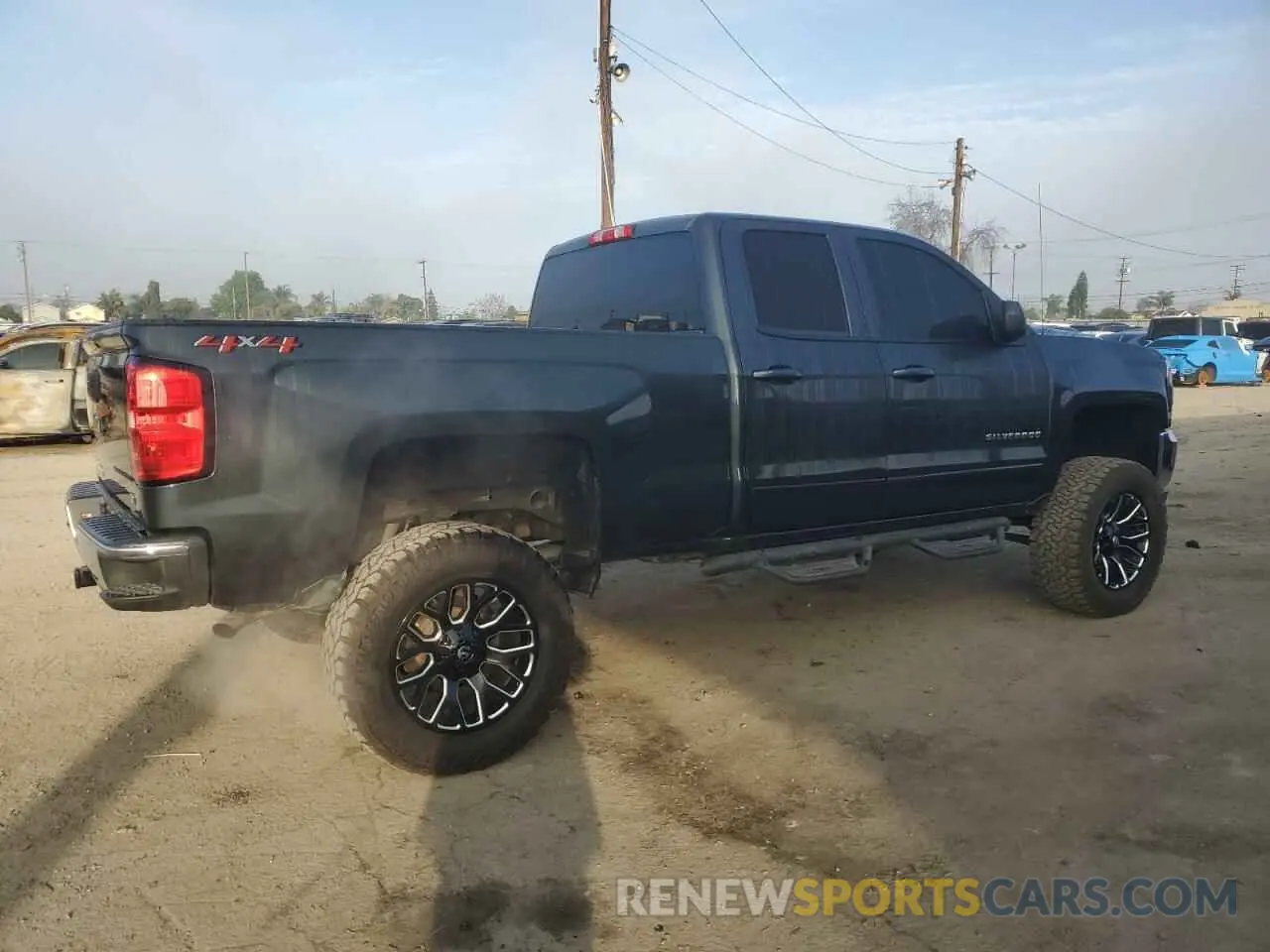 3 fotografías del automóvil dañado 2GCVKPEC0K1118648 CHEVROLET ALL Models 2019