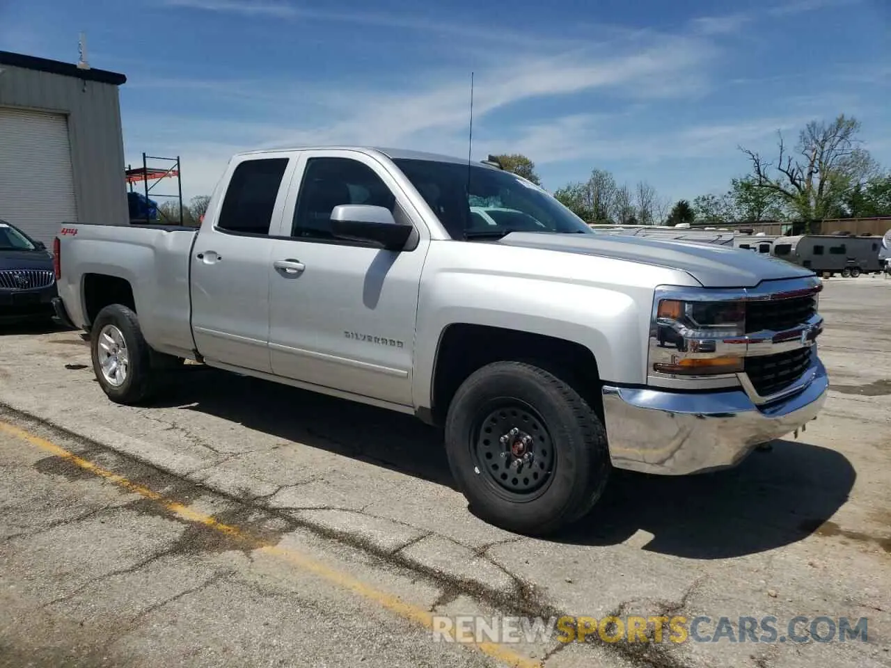 4 fotografías del automóvil dañado 2GCVKPEC3K1130809 CHEVROLET ALL Models 2019
