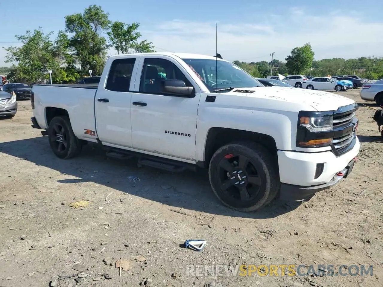 4 fotografías del automóvil dañado 2GCVKPEC3K1204715 CHEVROLET ALL Models 2019