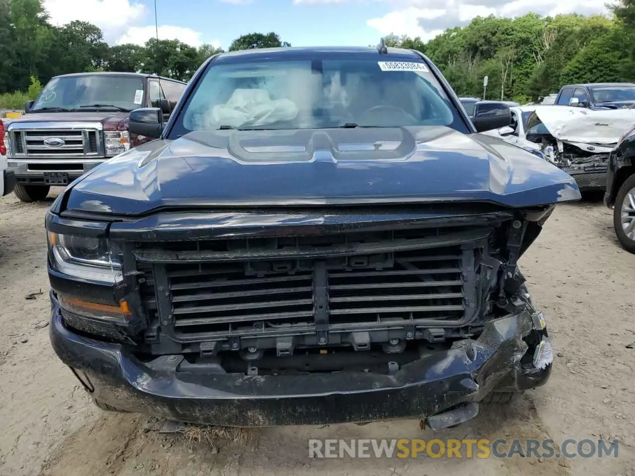 5 fotografías del automóvil dañado 2GCVKPEC3K1214774 CHEVROLET ALL Models 2019