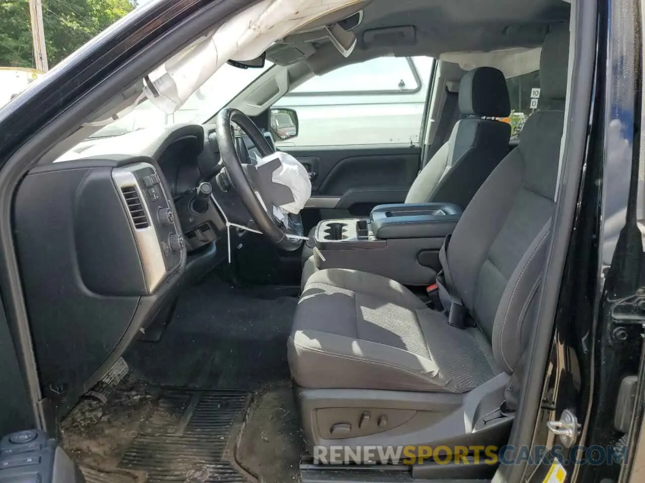 7 fotografías del automóvil dañado 2GCVKPEC3K1214774 CHEVROLET ALL Models 2019