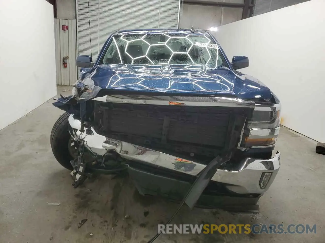 10 fotografías del automóvil dañado 2GCVKPEC5K1230717 CHEVROLET ALL Models 2019