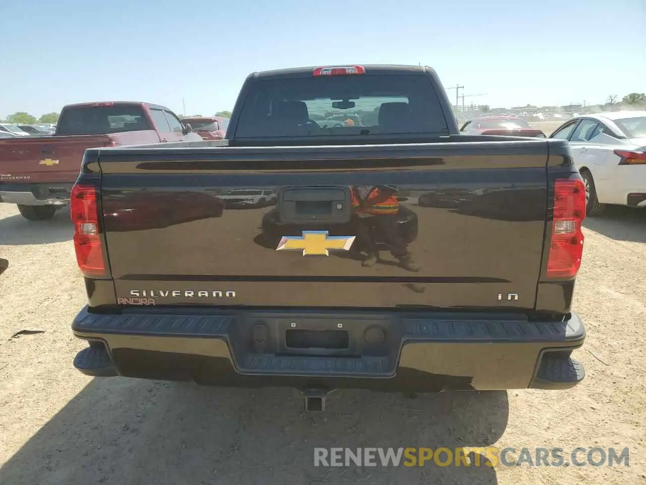 6 fotografías del automóvil dañado 2GCVKPEC7K1173534 CHEVROLET ALL Models 2019