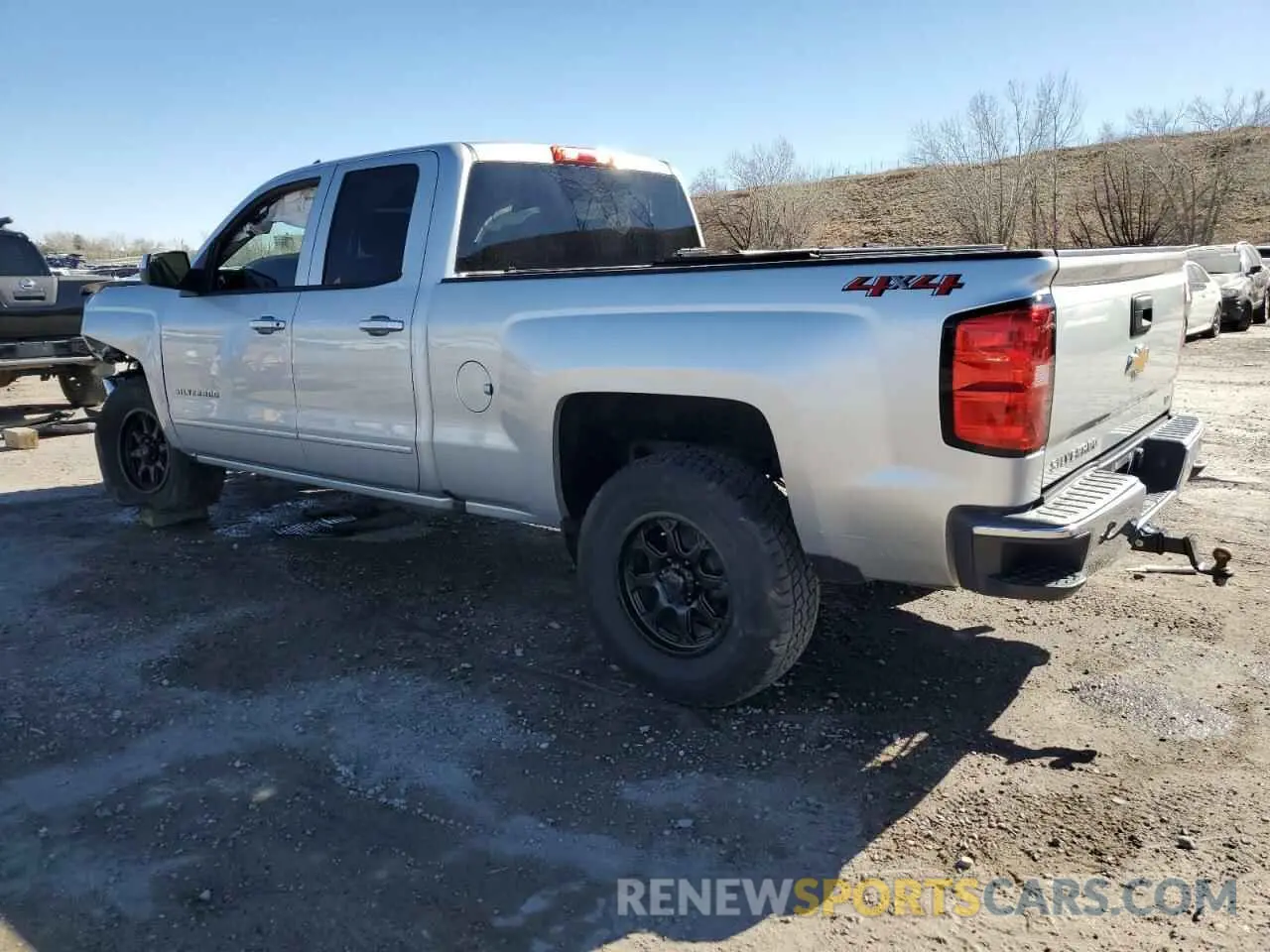 2 fotografías del automóvil dañado 2GCVKPEC8K1121734 CHEVROLET ALL Models 2019