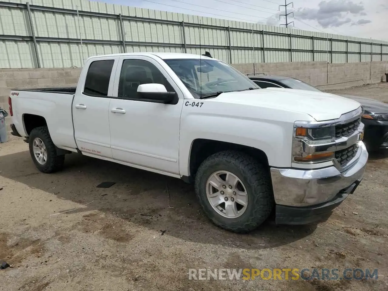 4 fotografías del automóvil dañado 2GCVKPEC9K1150286 CHEVROLET ALL Models 2019