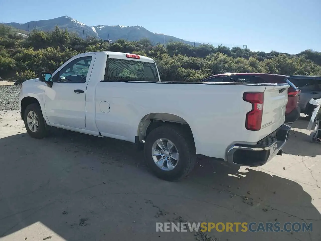 2 fotografías del automóvil dañado 3GCNWAEF0KG310588 CHEVROLET ALL Models 2019