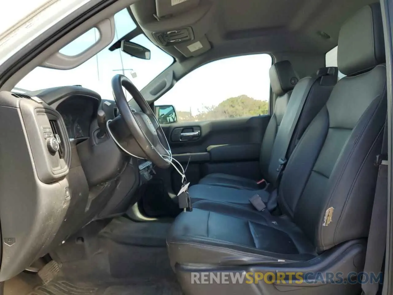7 fotografías del automóvil dañado 3GCNWAEF2KG202277 CHEVROLET ALL Models 2019