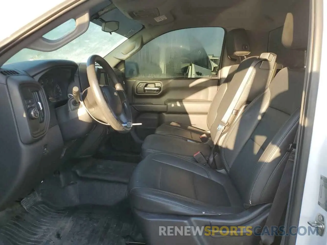 7 fotografías del automóvil dañado 3GCNWAEH8KG224608 CHEVROLET ALL Models 2019