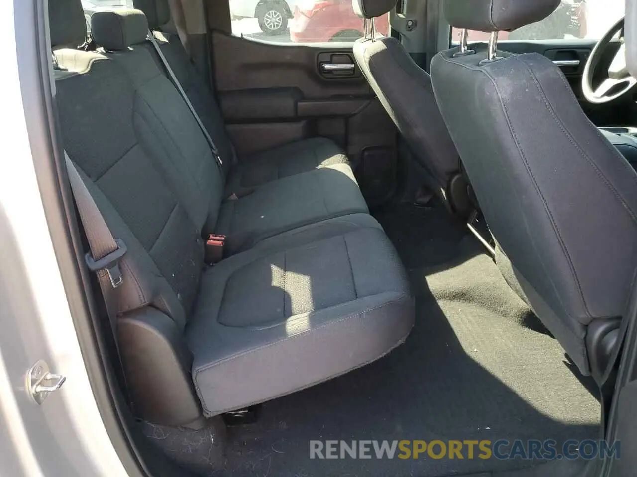 10 fotografías del automóvil dañado 3GCPWBEH2KG136880 CHEVROLET ALL Models 2019
