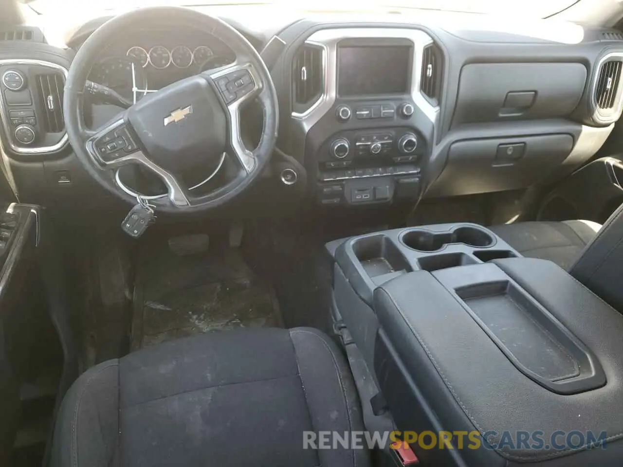 8 fotografías del automóvil dañado 3GCPWCED8KG105426 CHEVROLET ALL Models 2019