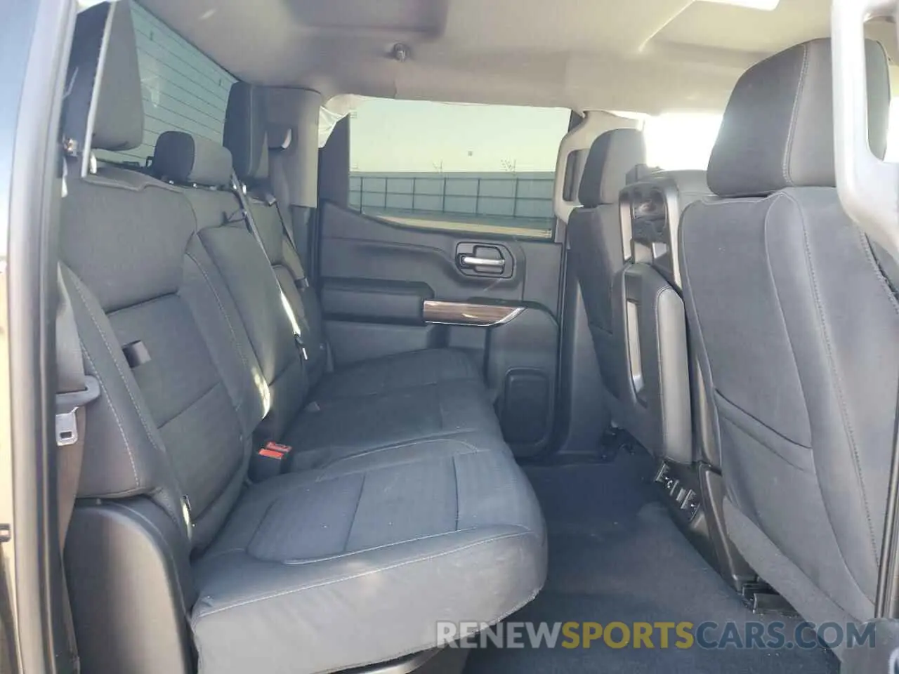 11 fotografías del automóvil dañado 3GCPWDED7KG292180 CHEVROLET All Models 2019