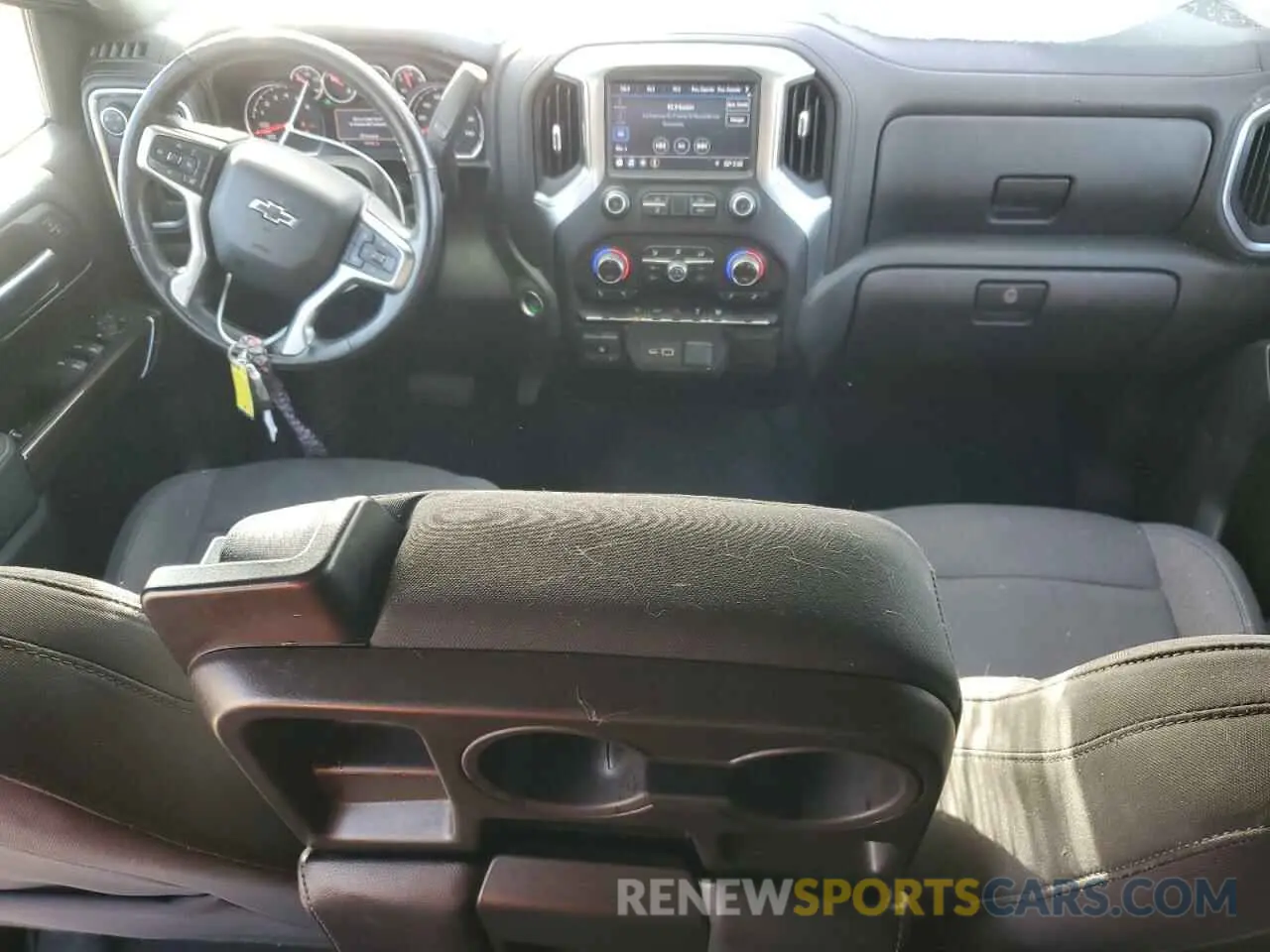 8 fotografías del automóvil dañado 3GCPWDED7KG292180 CHEVROLET All Models 2019