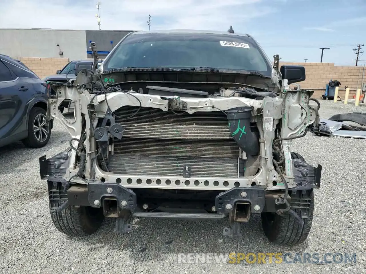5 fotografías del automóvil dañado 3GCPWDED8KG165941 CHEVROLET ALL Models 2019