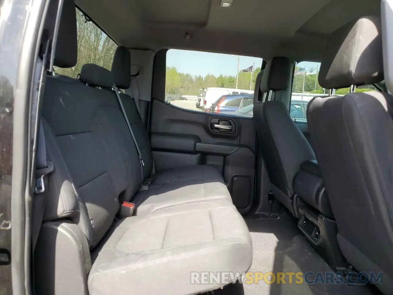 10 fotografías del automóvil dañado 3GCPYCEF2KG110620 CHEVROLET ALL Models 2019