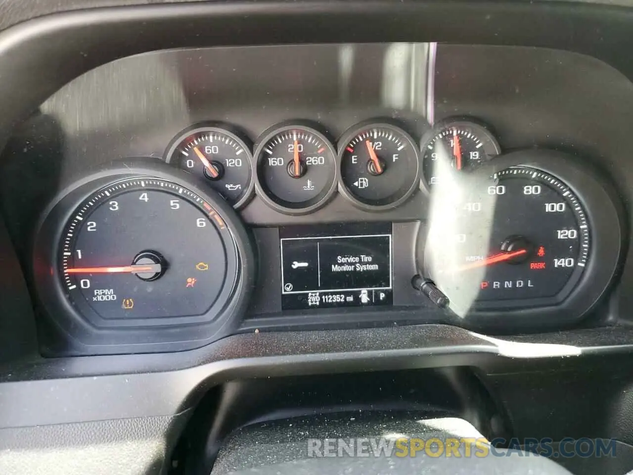 9 fotografías del automóvil dañado 3GCPYCEF2KG110620 CHEVROLET ALL Models 2019