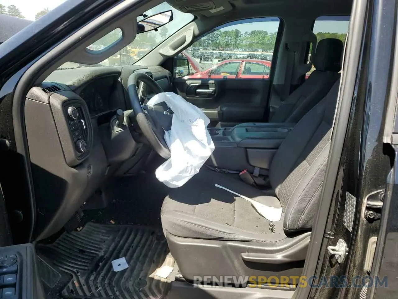 7 fotografías del automóvil dañado 3GCPYCEF6KG148917 CHEVROLET ALL Models 2019