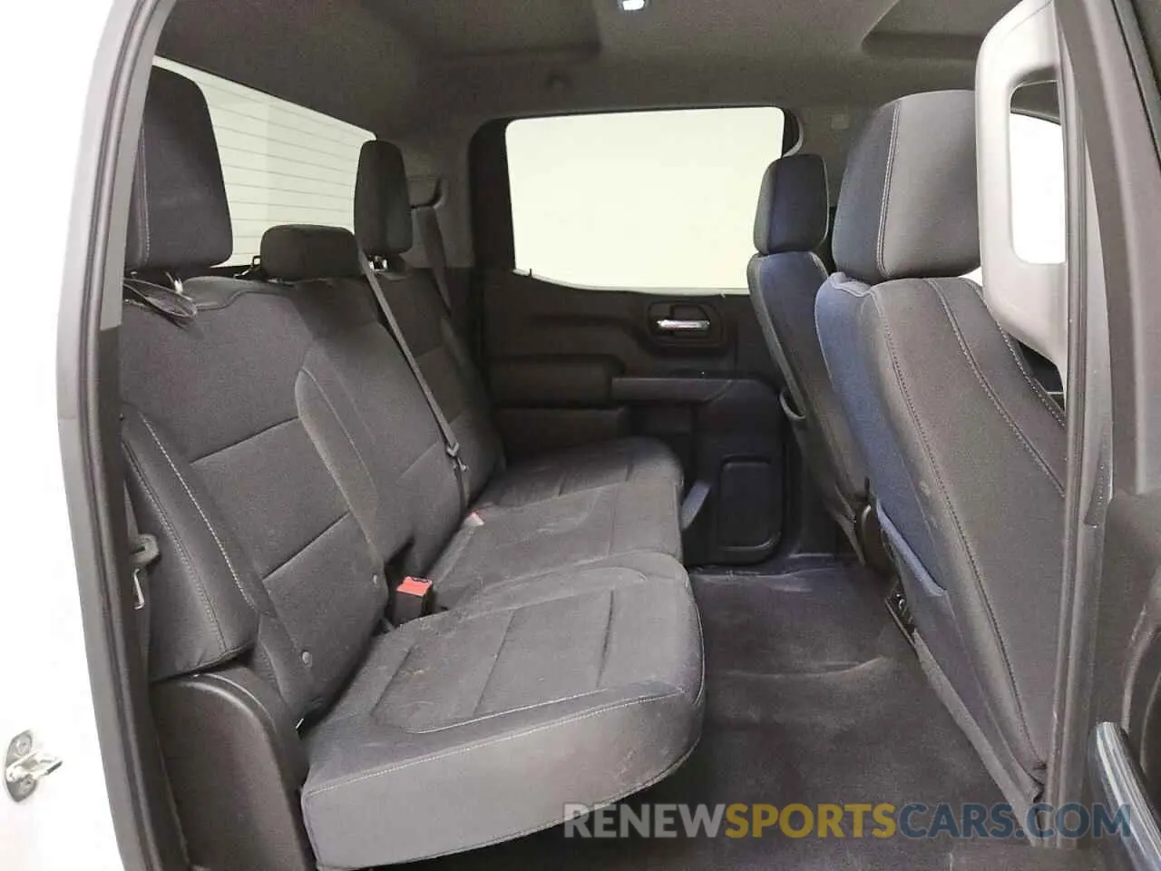 10 fotografías del automóvil dañado 3GCPYDEKXKG199243 CHEVROLET ALL Models 2019