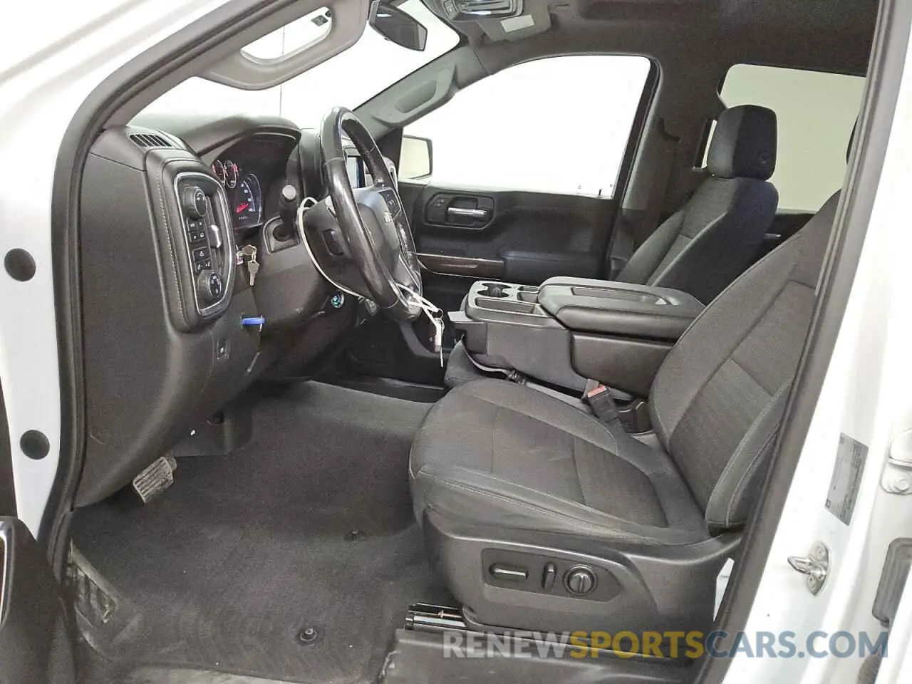 7 fotografías del automóvil dañado 3GCPYDEKXKG199243 CHEVROLET ALL Models 2019