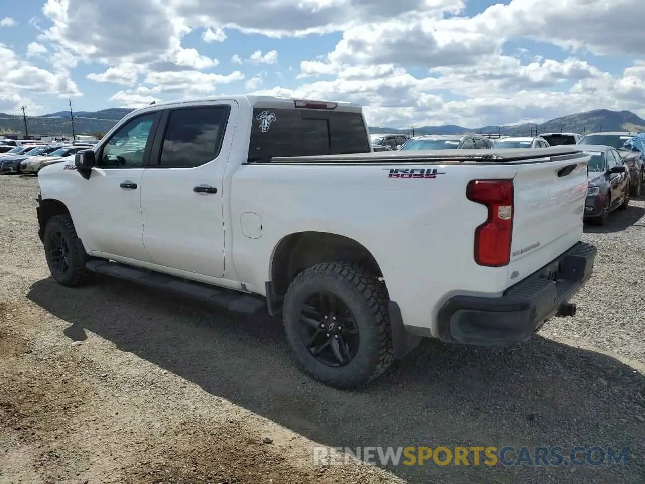 2 fotografías del automóvil dañado 3GCPYFED6KG123502 CHEVROLET ALL Models 2019