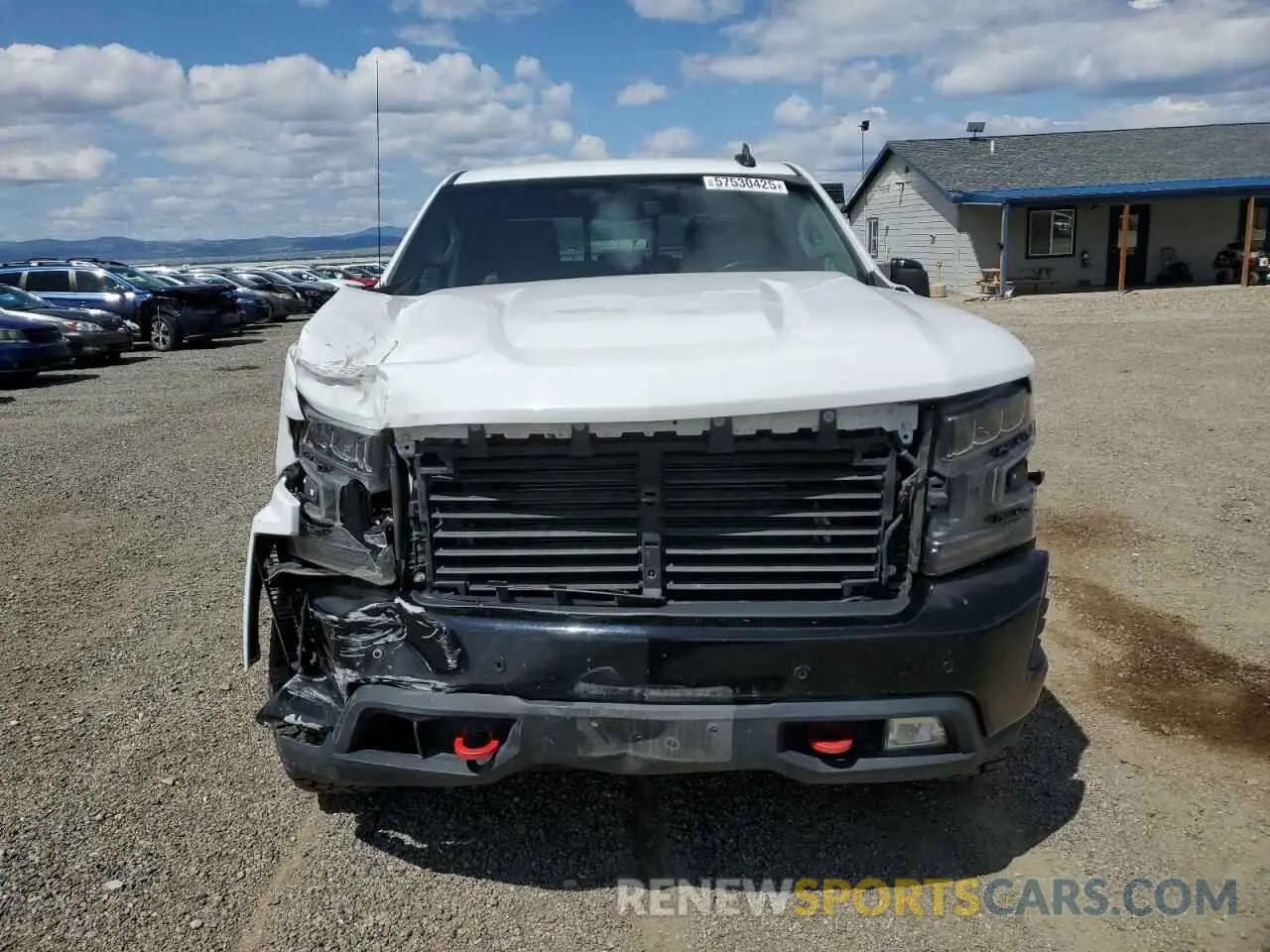 5 fotografías del automóvil dañado 3GCPYFED6KG123502 CHEVROLET ALL Models 2019