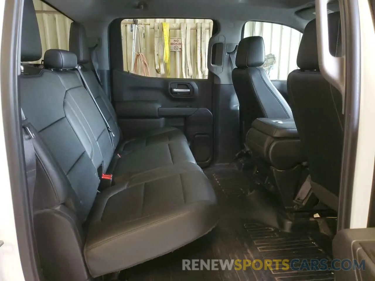 10 fotografías del automóvil dañado 3GCUYAEF1KG132986 CHEVROLET ALL Models 2019