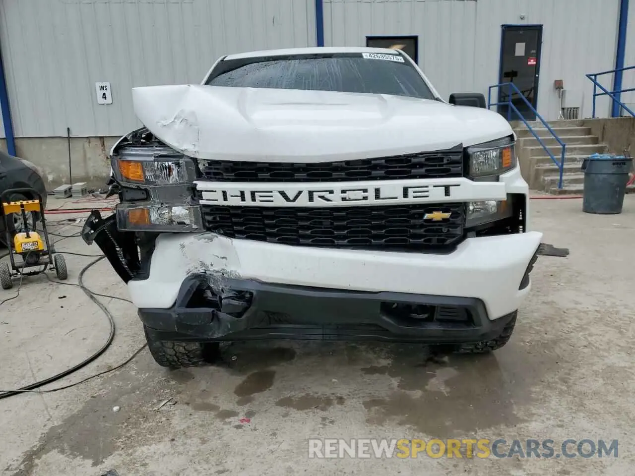 5 fotografías del automóvil dañado 3GCUYBEF5KG103500 CHEVROLET ALL Models 2019