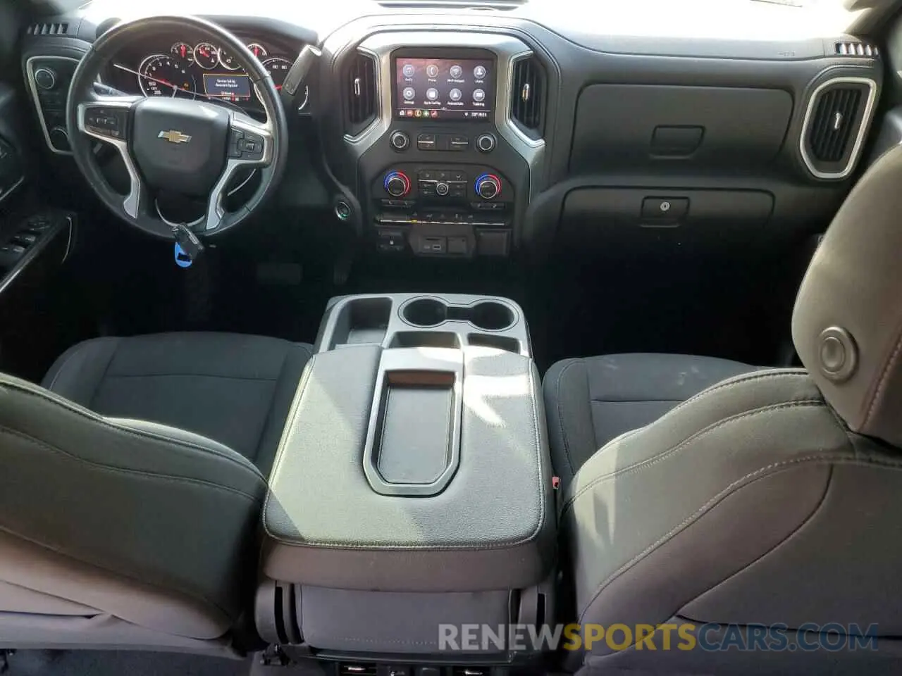 8 fotografías del automóvil dañado 3GCUYDED3KG163981 CHEVROLET ALL Models 2019