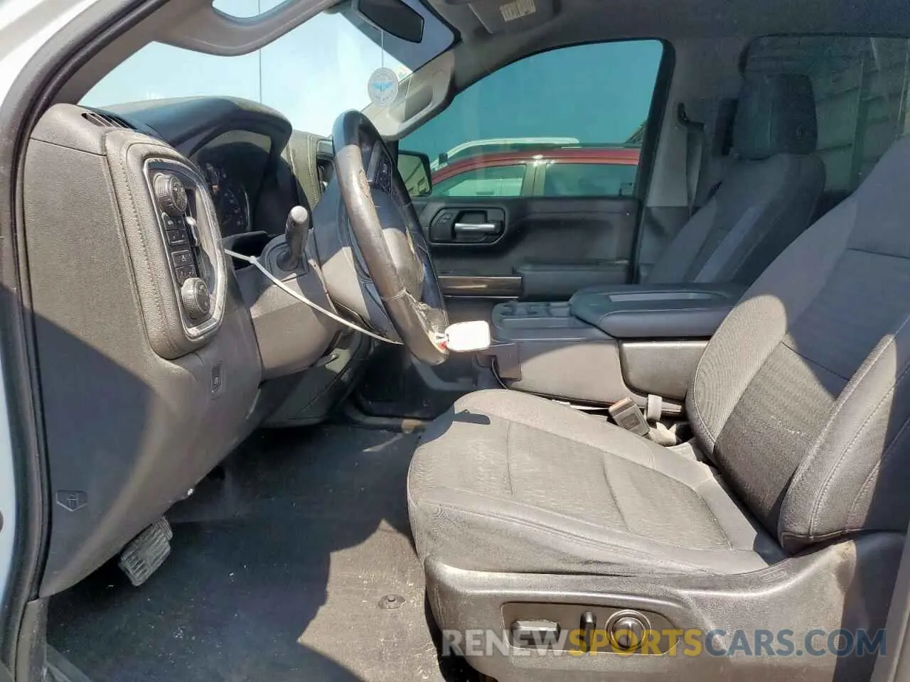 7 fotografías del automóvil dañado 3GCUYDED5KG176196 CHEVROLET ALL Models 2019