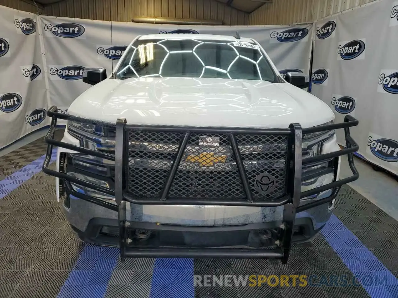 5 fotografías del automóvil dañado 3GCUYDED9KG140429 CHEVROLET ALL Models 2019