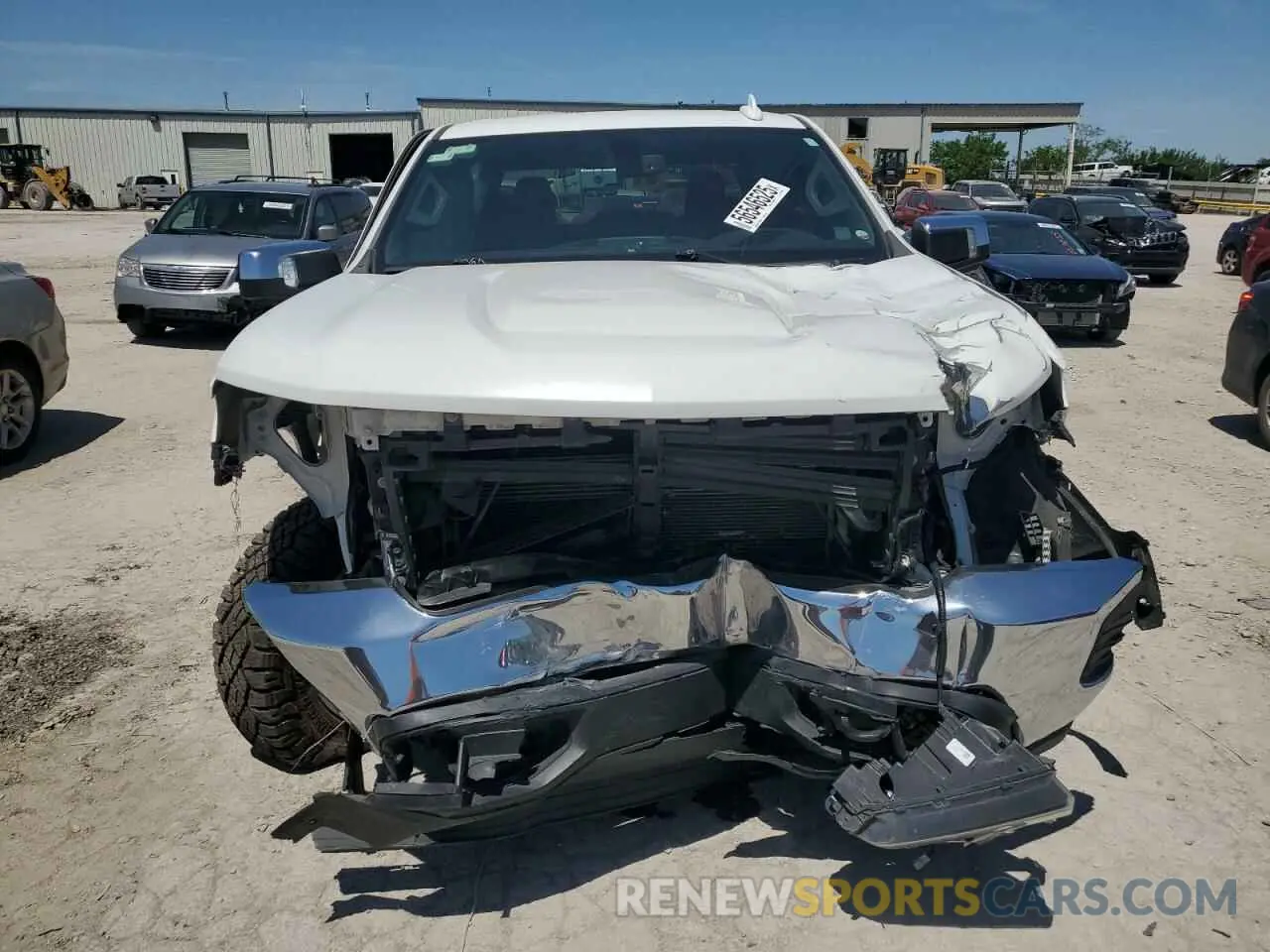 5 fotografías del automóvil dañado 3GCUYGED2KG206711 CHEVROLET ALL Models 2019