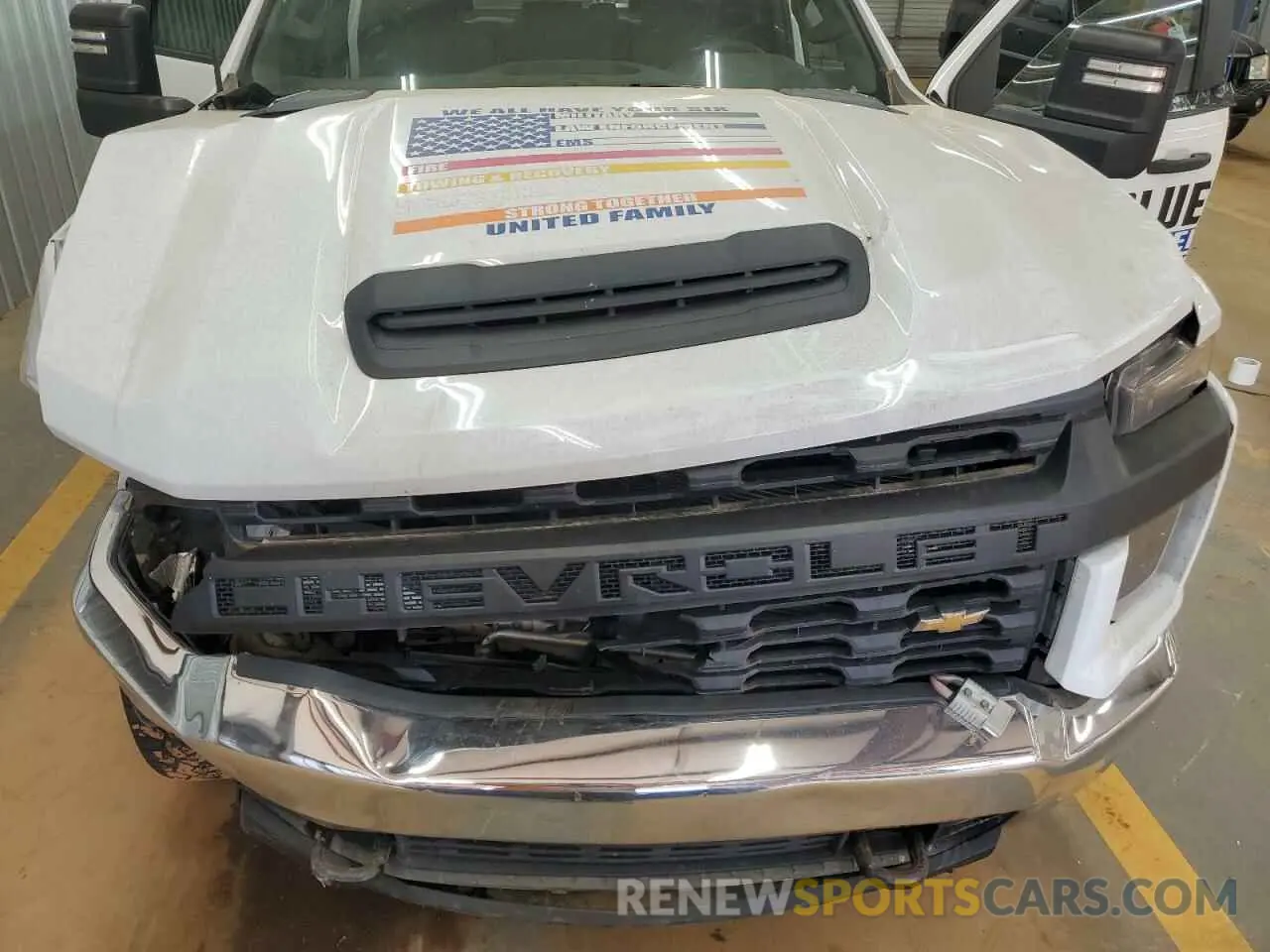 11 fotografías del automóvil dañado 1GC1YLEY5LF242250 CHEVROLET ALL Models 2020