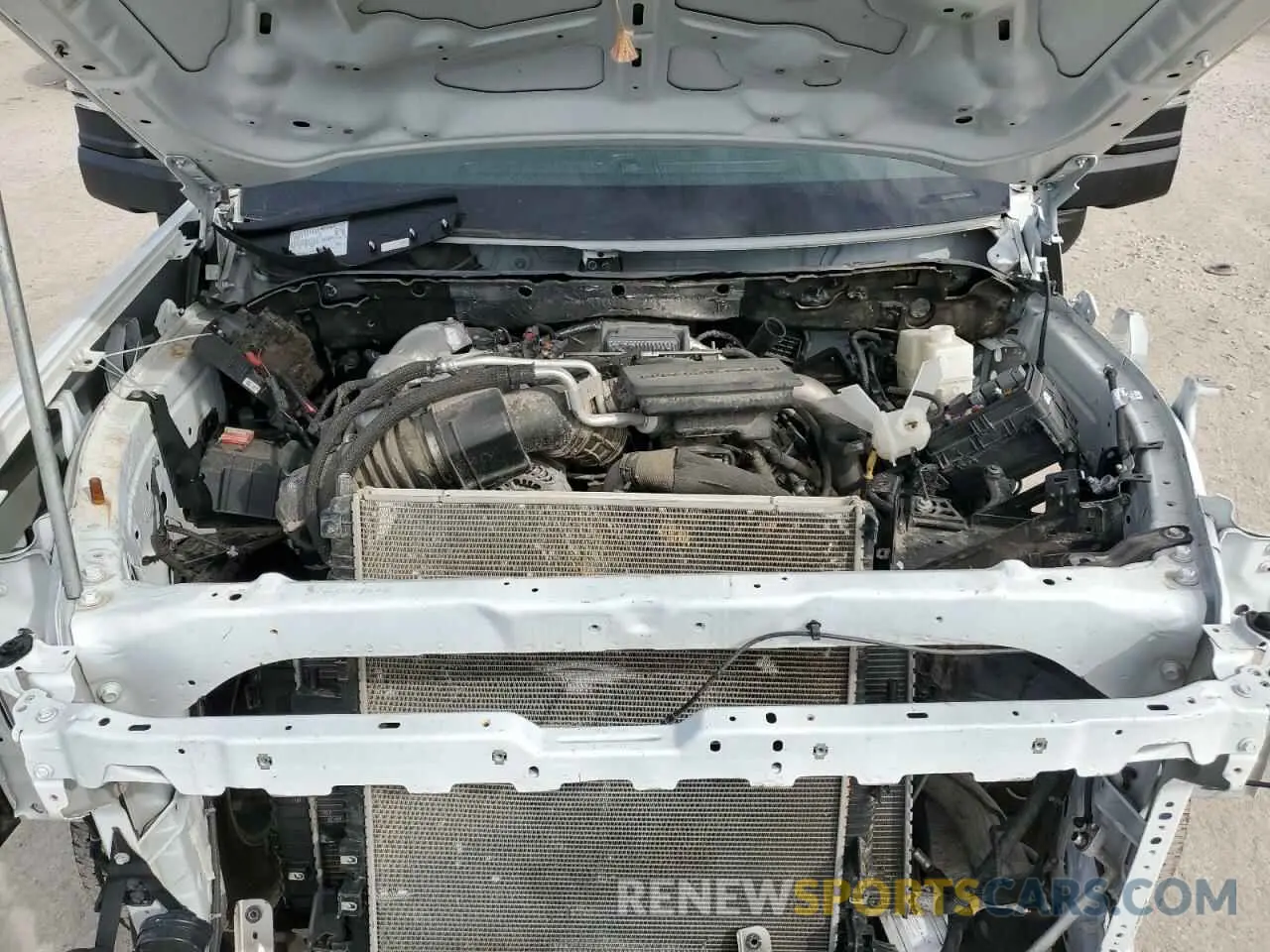 11 fotografías del automóvil dañado 1GC1YNEY2LF311682 CHEVROLET ALL Models 2020