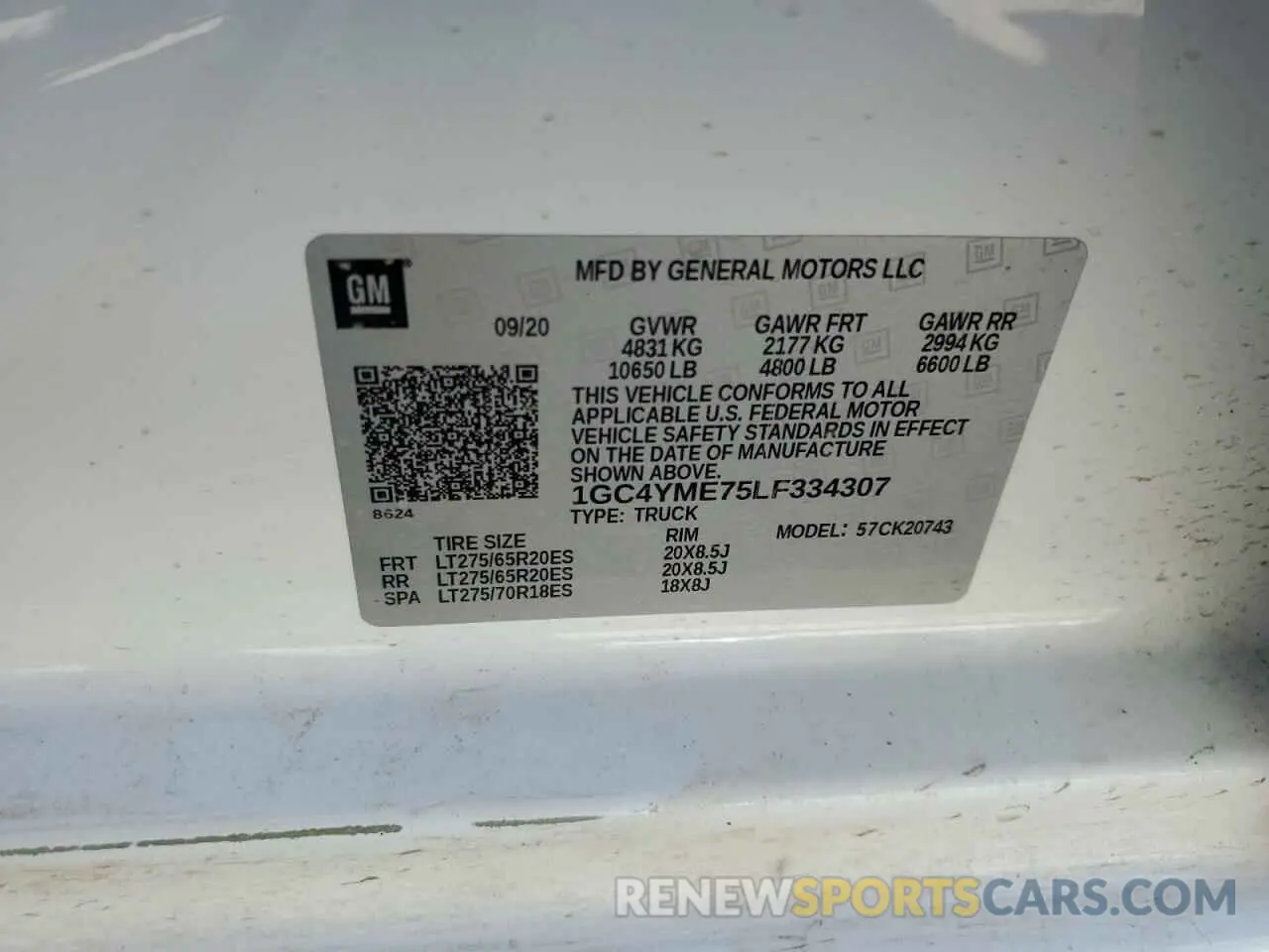 12 fotografías del automóvil dañado 1GC4YME75LF334307 CHEVROLET ALL Models 2020